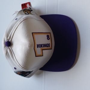Minnesota Vikings NFL Football Warren Moon Quarterback Club Snapback Cap Hat NWT
